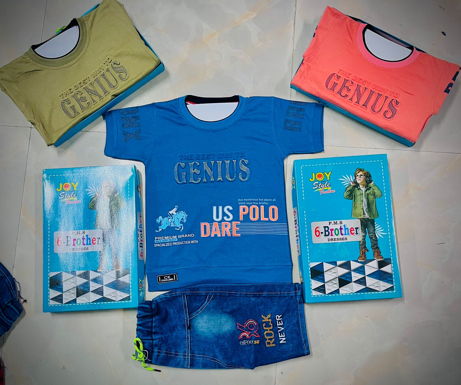 T-Shirt & Denim Shorts Set of 6 pieces